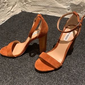 Steve Madden “Carrson” Heel